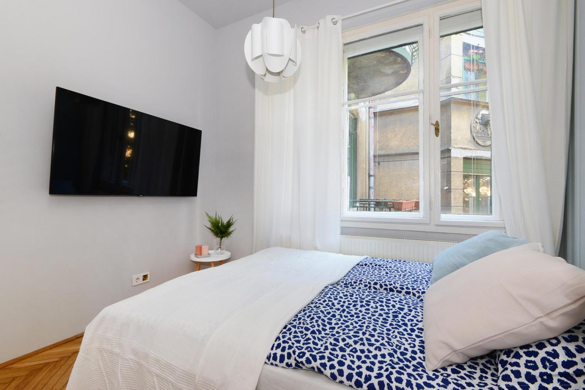 Monochrome Chic Apartments R613 부다페스트 외부 사진
